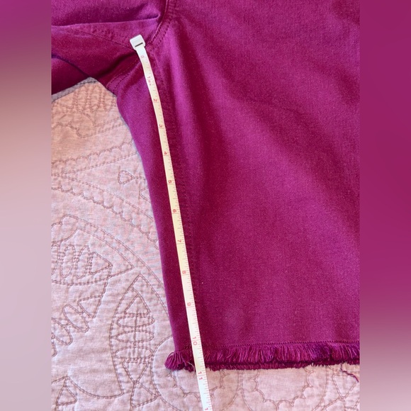 Denim&Co Women's Purple Jean Shorts - Picture 5 of 12
